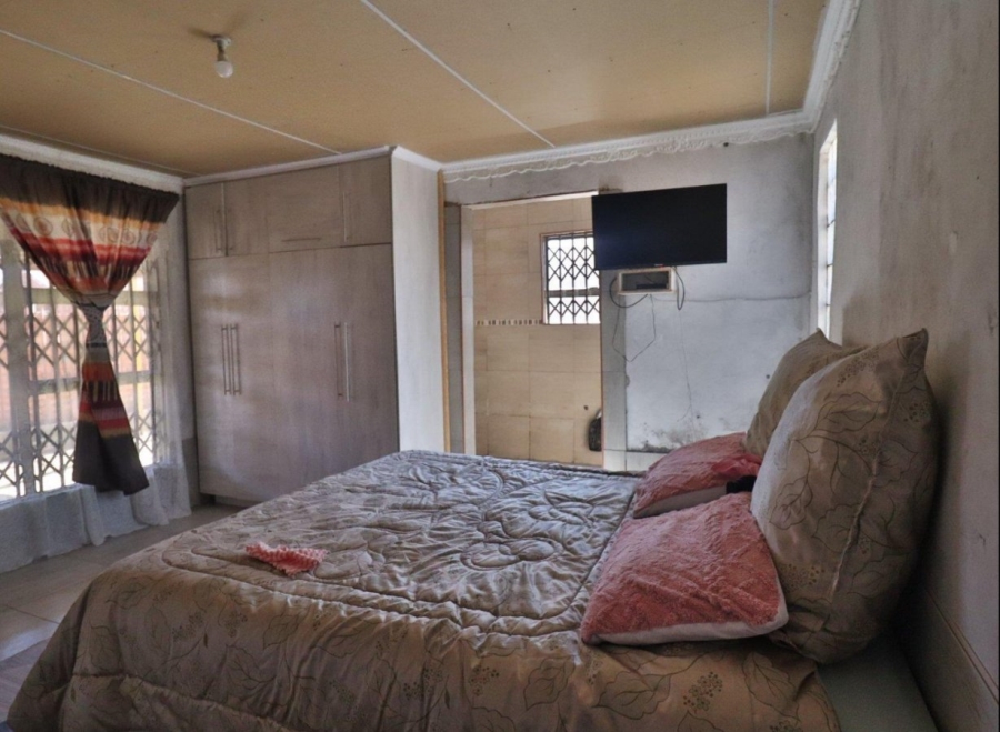 3 Bedroom Property for Sale in Selosesha Free State